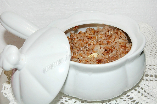 Гречневая каша в горшочках