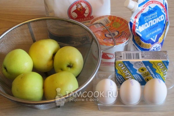 Ингредиенты для шарлотки с маслом и кремом