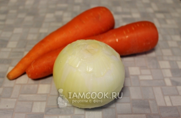 Почистить лук и морковь