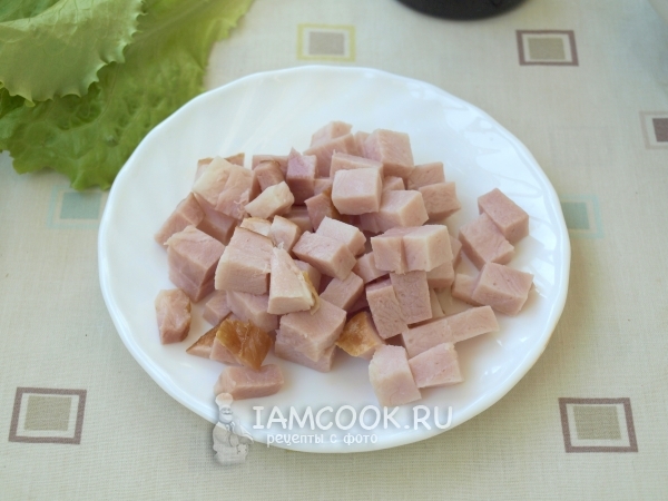Нарезать ветчину