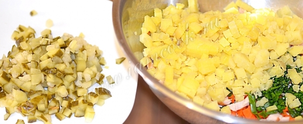 Порезать соленый огурец