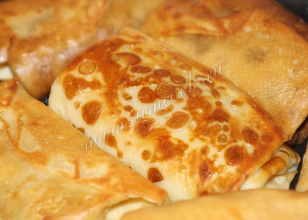 Блинчики с мясом, фото крупным планом