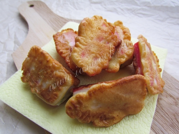 Обжарка крабовых палочек в кляре