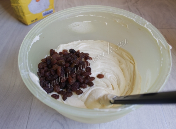 Готовим тесто на сгущенке