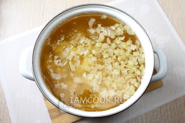 Добавить картофель