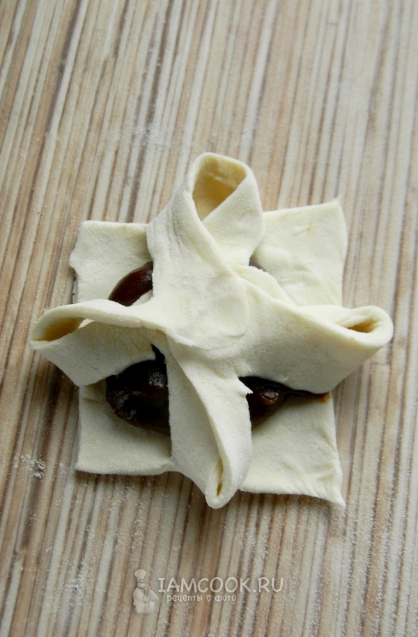 Соединить края теста