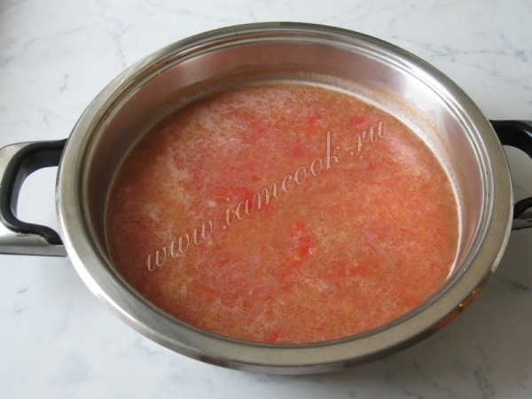 Готовим соус для ленивых голубцов