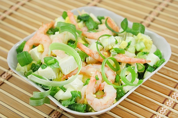 Рецепт креветочного салата с овощами