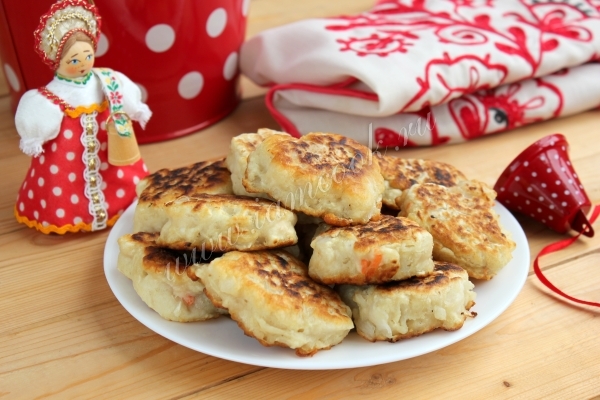 Оладьи из квашеной капусты