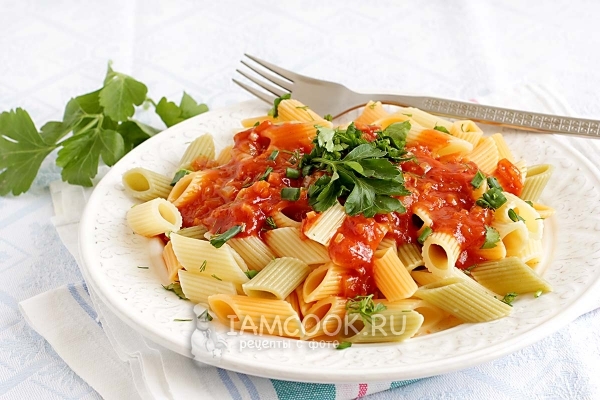 Фото макарон с томатной пастой