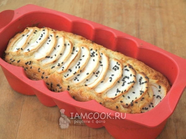 Запечь яблочный кекс с кунжутом
