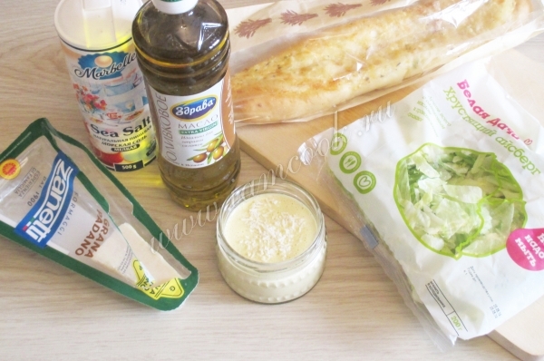 Ингредиенты для классического салата Цезарь