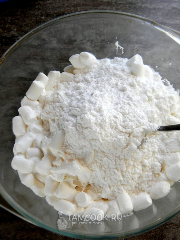 Всыпать сахарную пудру