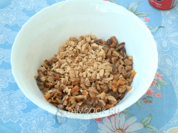 Грудка порезанная