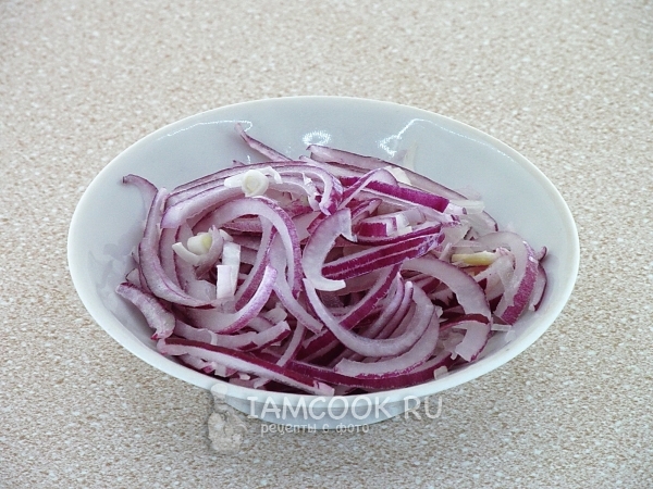 Лук красный