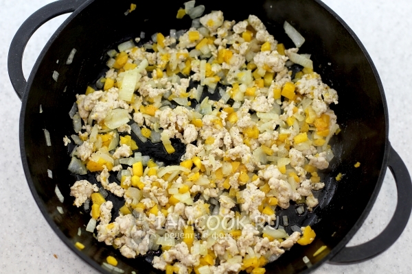 Добавить фарш