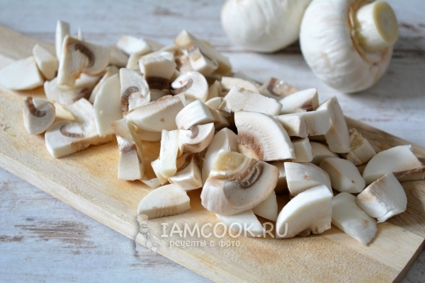 Порезать грибы