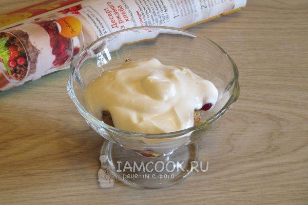 Полить кремом