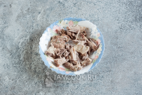 Отделить мясо от костей