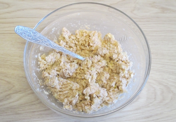 Замесить фарш