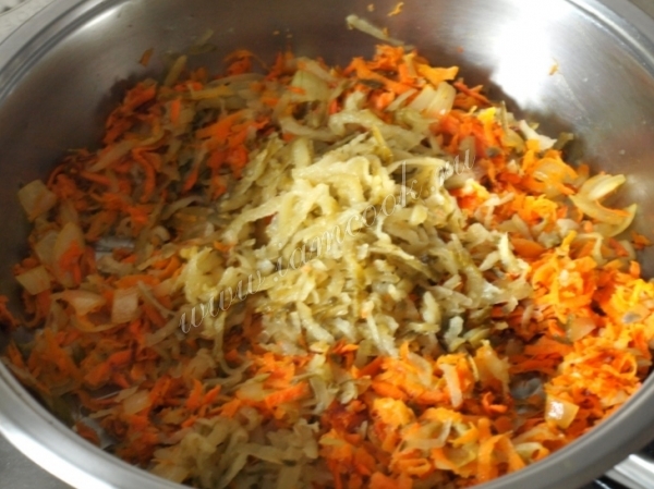 Добавить огурцы