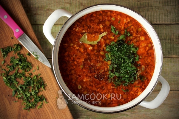 Зелень и лавровый лист