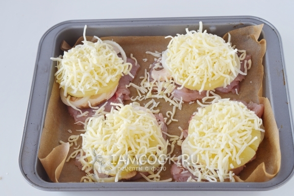 Посыпать сыром