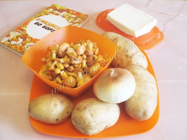 Ингредиенты для картошки с лисичками в мультиварке