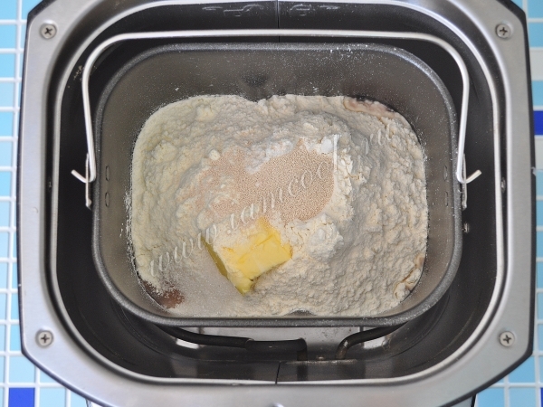 Мука, масло, дрожжи