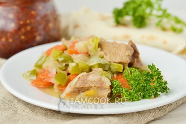 Фото говядины с овощами в мультиварке