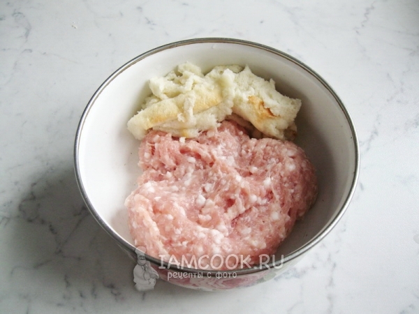 Мясной фарш с хлебом