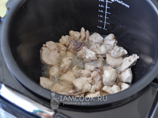 Обжарить куриную грудку