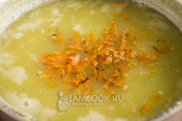 Положить в суп морковь