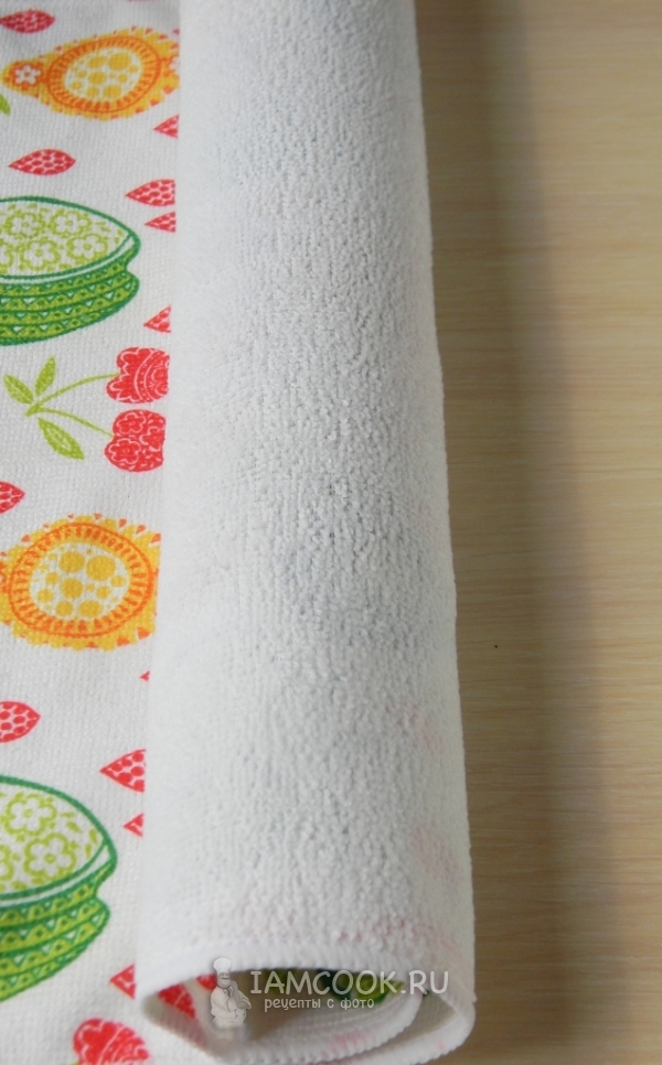 Свернуть бисквит в рулет