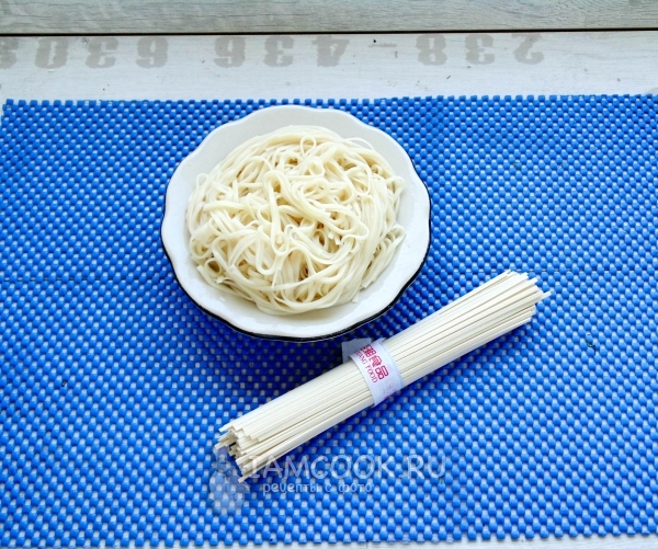Сварить лапшу