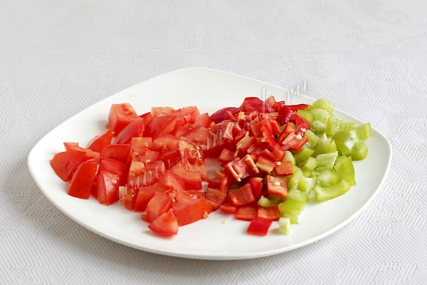 Помидоры и сладкий перец