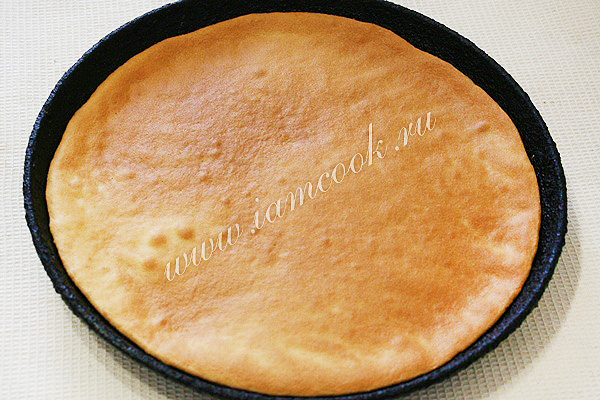 Испекли корж для «Медовика»