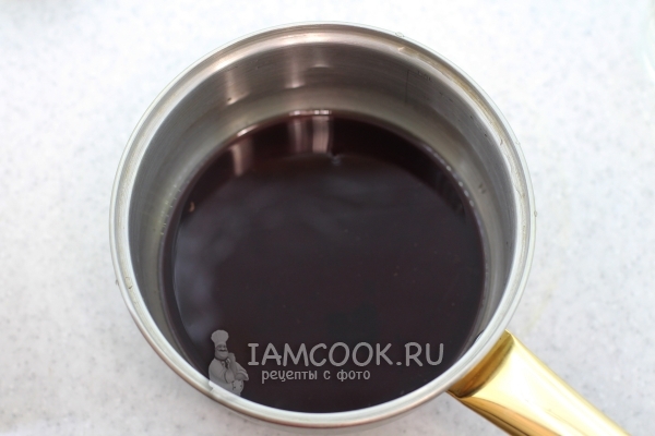 варенье в сотейнике