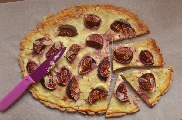 Запекаем пирог с инжиром