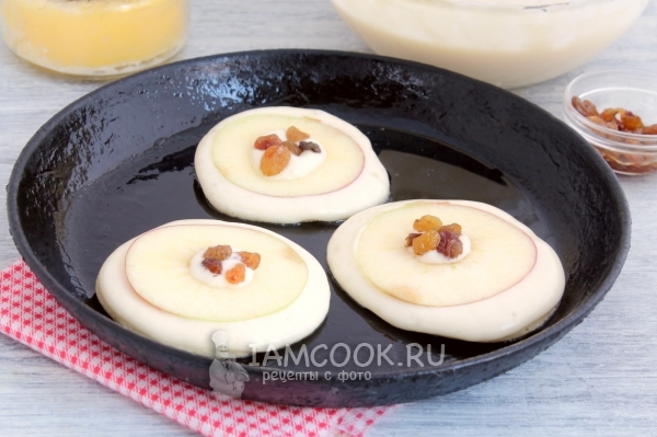 Положить изюм