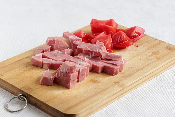 Ветчина и помидор