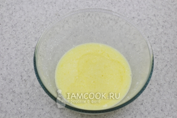 Добавить соль и сахар