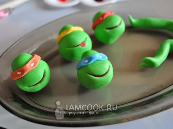 Сделать глаза для черепашек