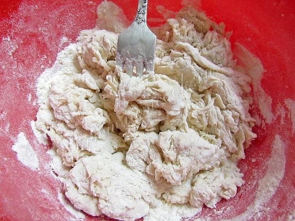 Замес теста для пиццы