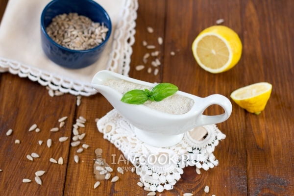 Рецепт веганской сметаны из семечек