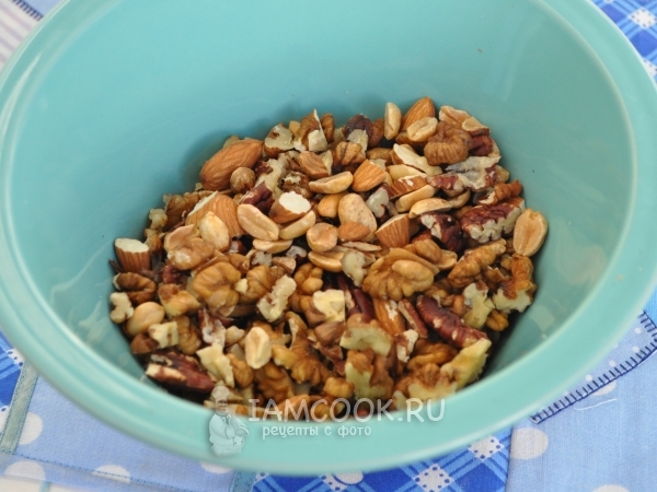 Порезать орехи