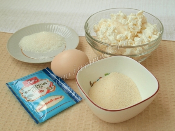Ингредиенты для сырников с манкой