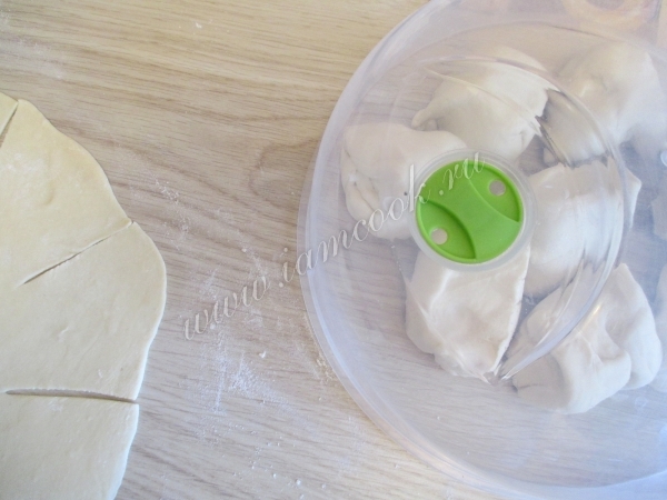 Тесто порезанное