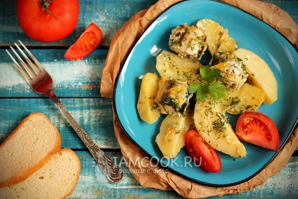 Фото скумбрии в духовке с картошкой