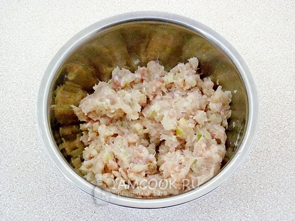 Перекрутить мясо и рыбу